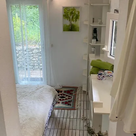Jacuzzi Toute L'année Et Relax En Pleine Nature Maison Provençale Pour 3 Casa vacanze *