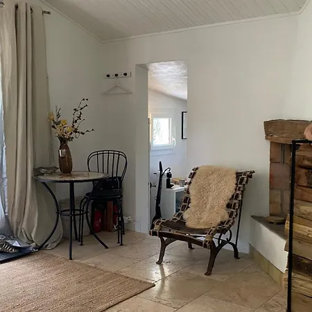 Casa vacanze Jacuzzi Toute L'année Et Relax En Pleine Nature Maison Provençale Pour 3 *